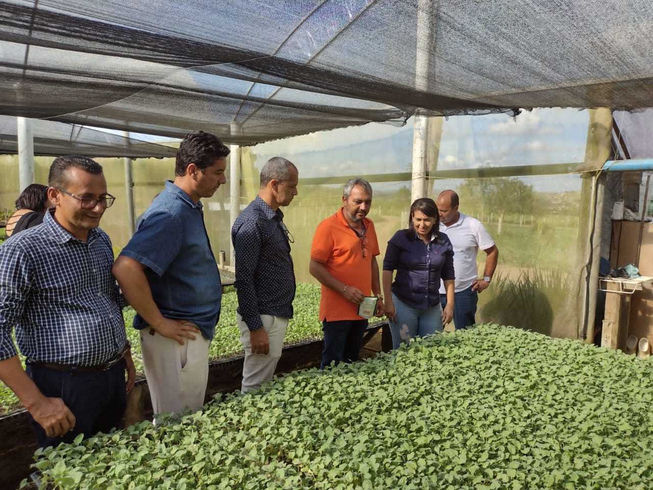 Camacã: Prefeito Paulo do Gás e comitiva visitam o CEASA de Jaguaquara